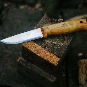 wilderness survival knife helle temagami review